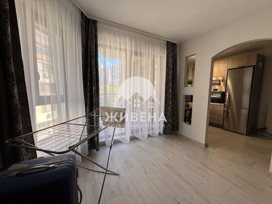 Продавам обзаведен 3-стаен апартамент, кв. Младост 1, с паркомясто