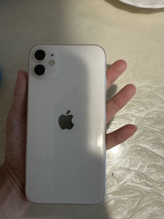 iphone 11 white 128GB