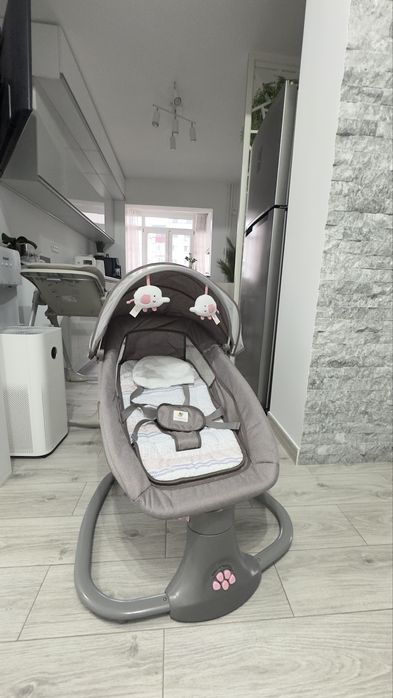 Balansoar electric 3 in 1 Mastela, bluetooth, telecomanda, roz