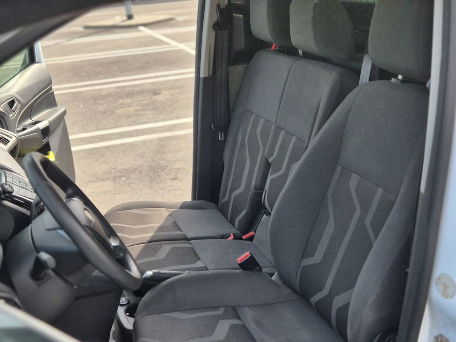 Vând/schimb Ford Transit Connect