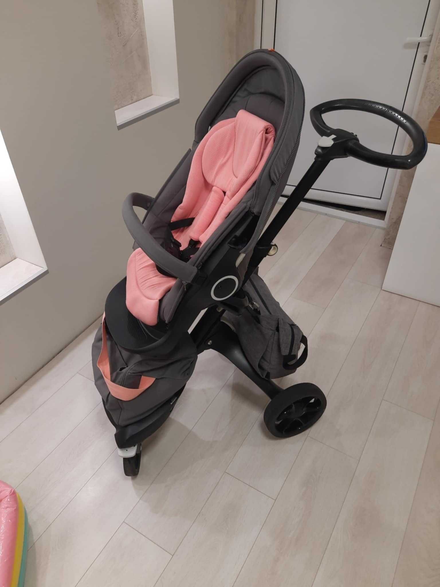 Бебешка количка Stokke