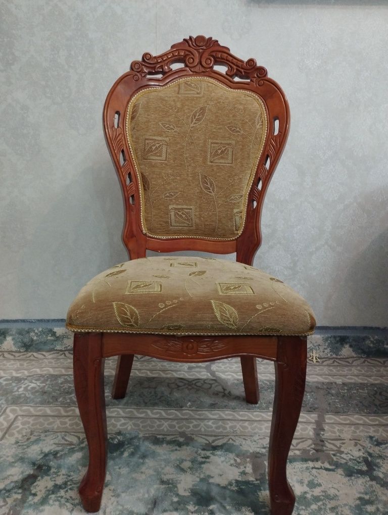 Продается стулья