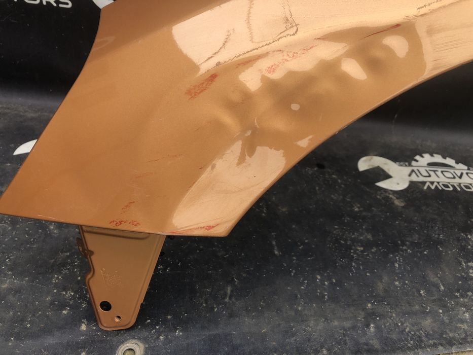 Aripa stanga fata Volvo V60 / S60 cod 31352071 an 2010-2013