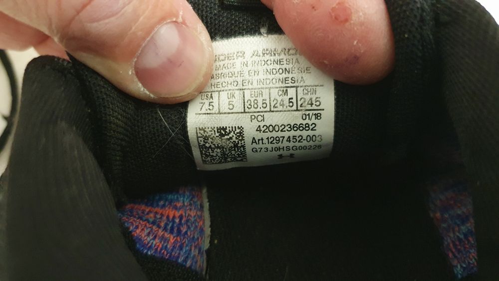 Adidas Under Armour Rapid folositi 38.5 alergare sala