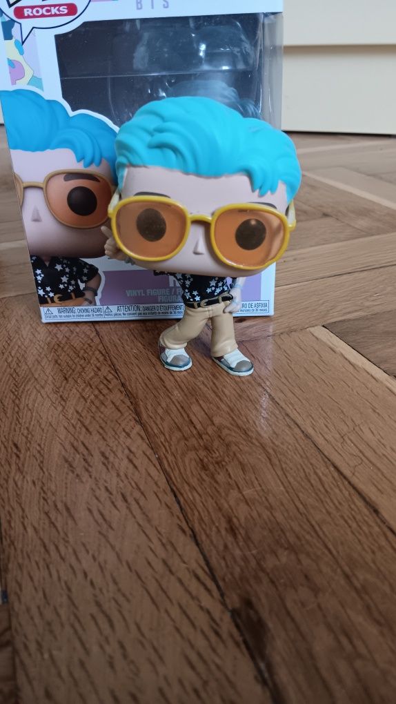 Funko pop-Rm (BTS) от серията Dynamite