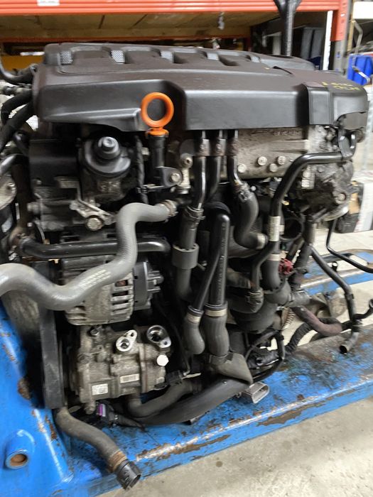 Injectoare Volkswagen Golf 7 1.6 tdi CLH