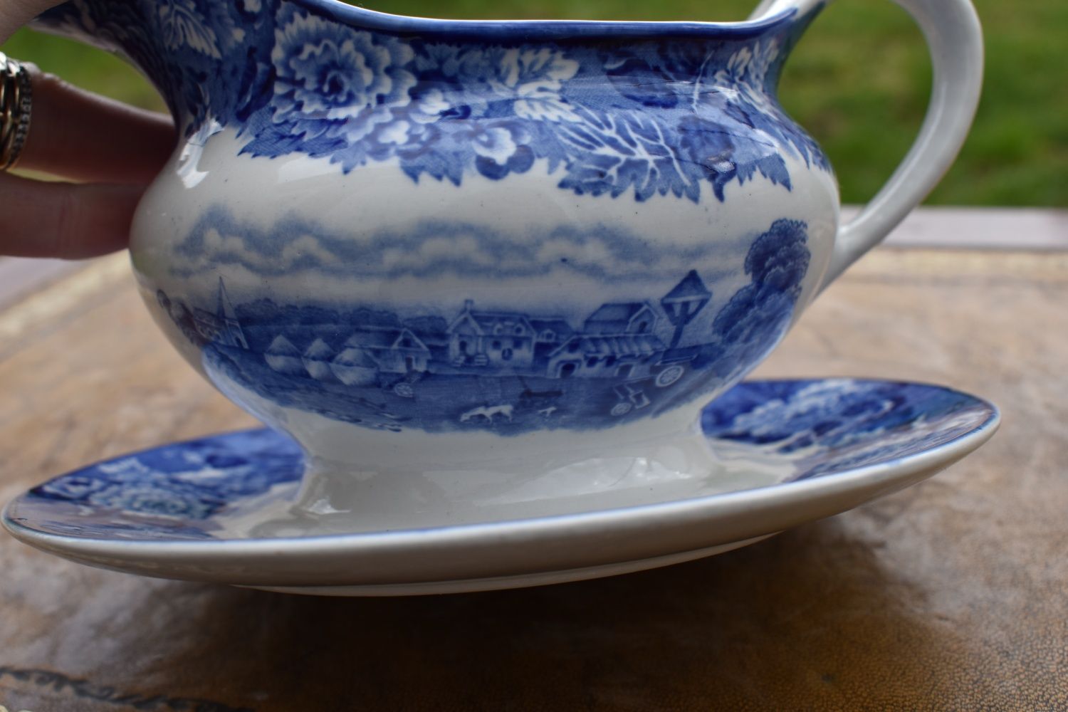 Порцеланова сосиера Wood and Ware