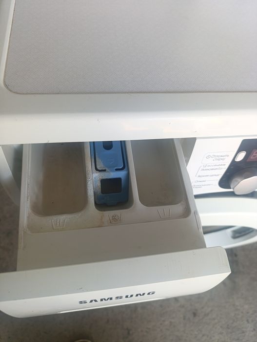 Продаётся стиральная машина Samsung 6 кг eco bubble в отличном состоян