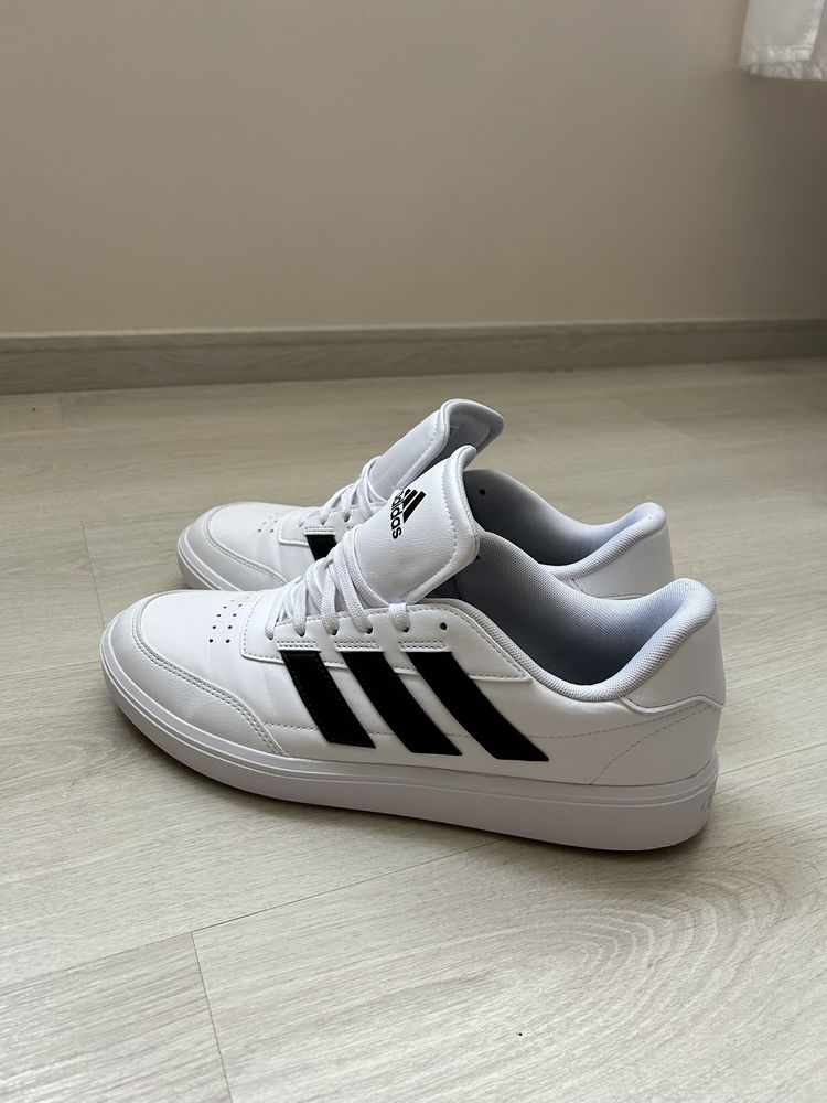 Маратонки Adidas
