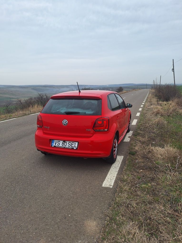 Vând Volkswagen Polo sau schimb cu duba + - diferența