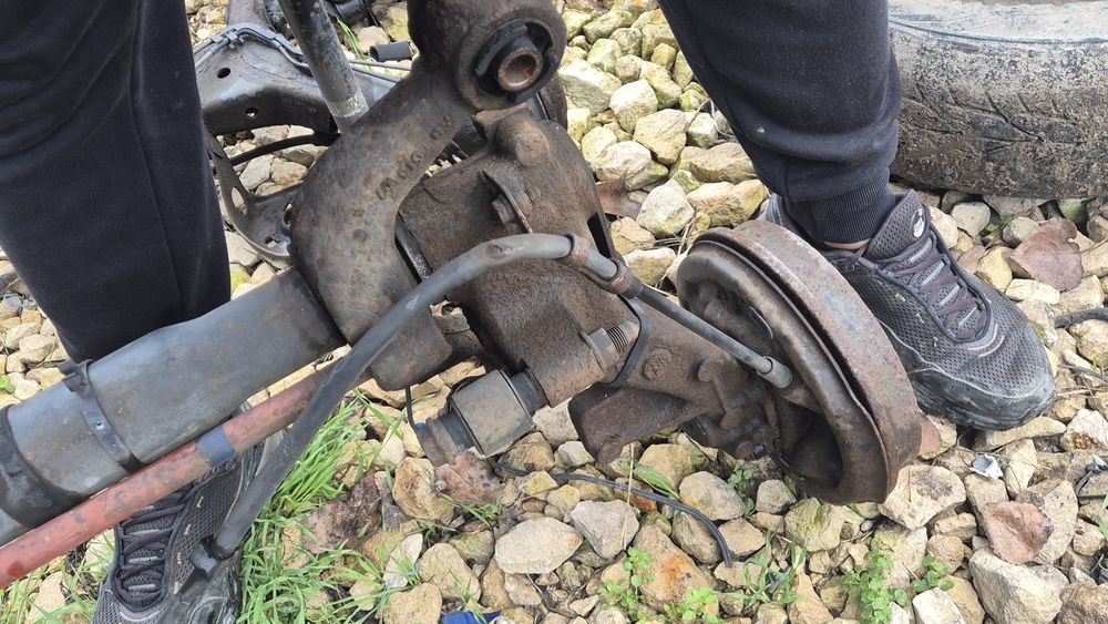 Заден мост / Торсион за Пежо 206,Партнер 98 -2006