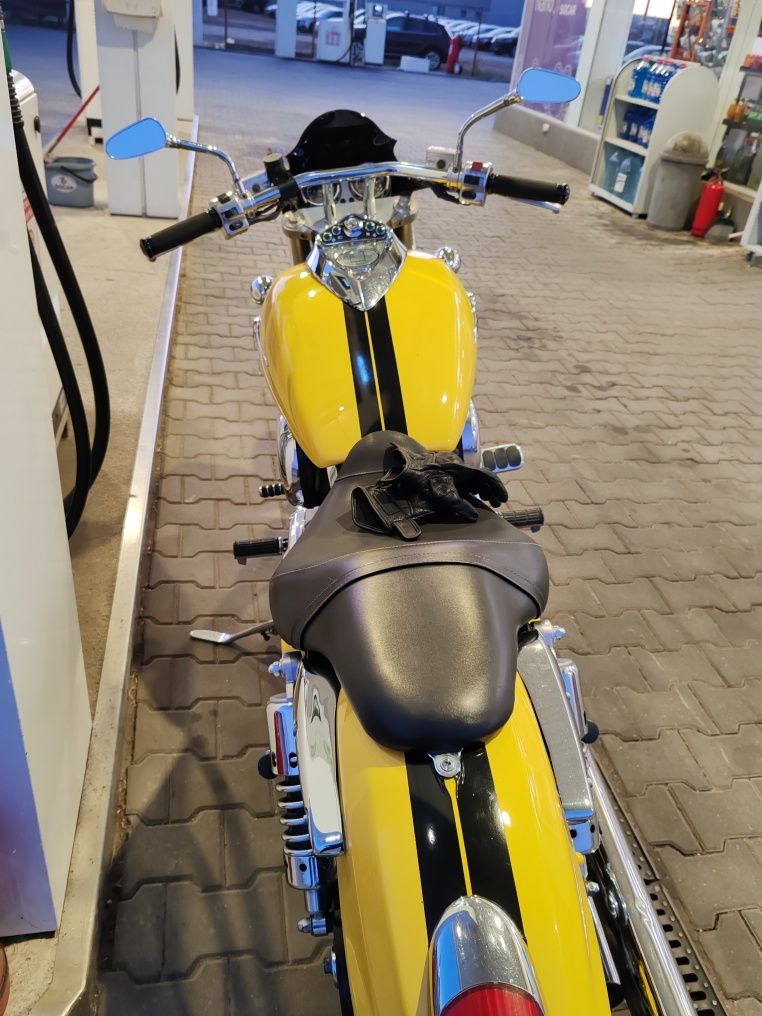 Kawasaki Vulcan mean streak 1500