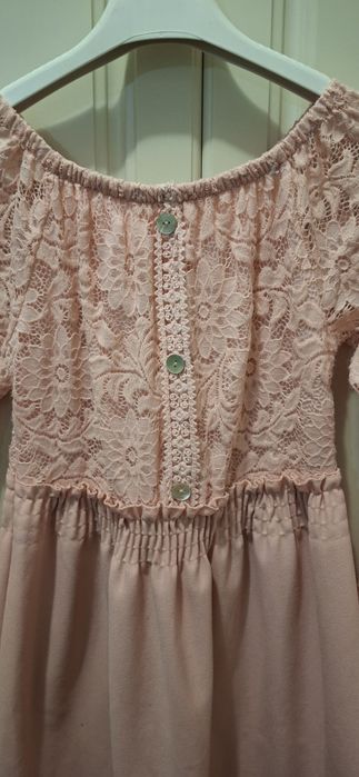 Rochie de fete  cu dantelă