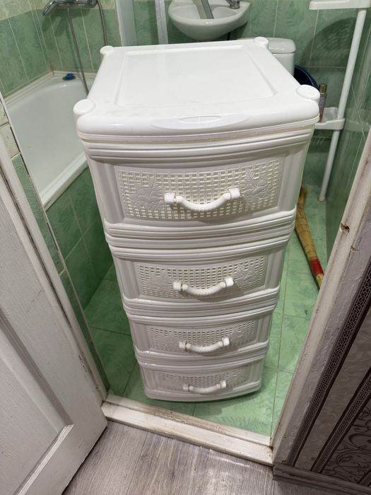 Комод белый состояние как новый