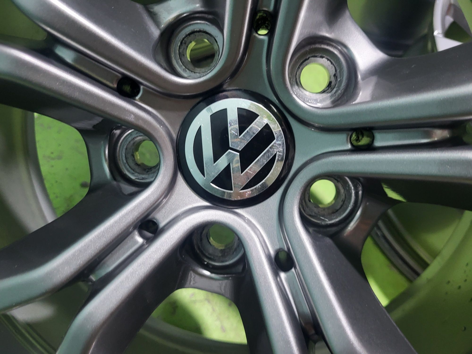 17 5x112 Vw Passat Tiguan Touran Caddy Audi Skoda 5х112