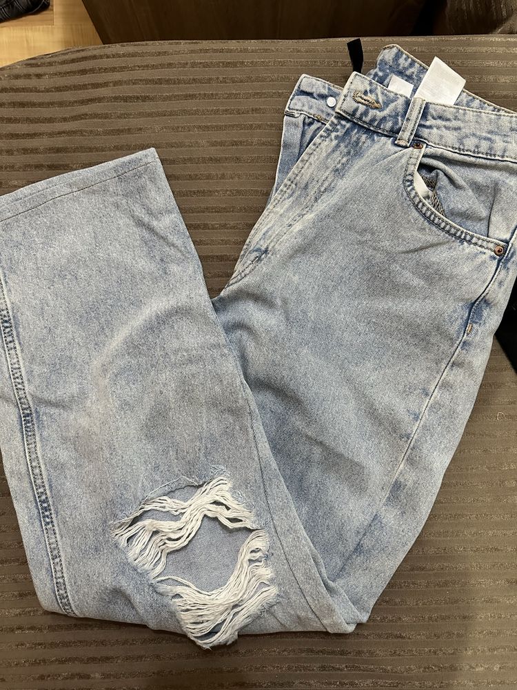 Дънки от Bershka и Zara