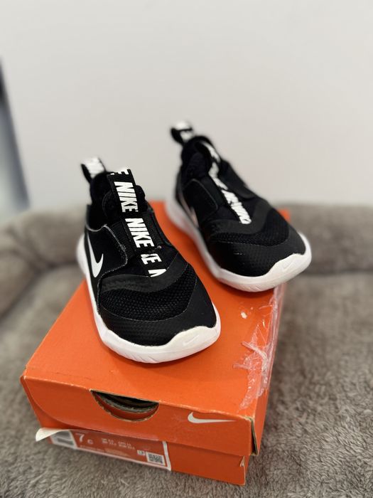Nike Flex Runner