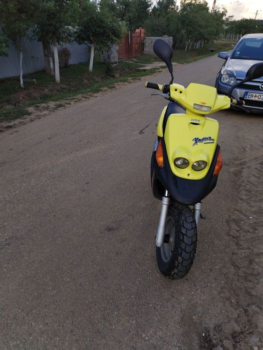 Vând scuter Yamaha mbk
