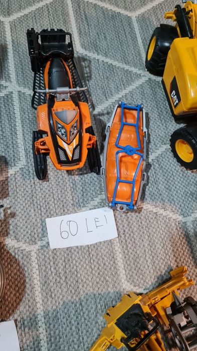 Jucarii mașinuțe utilaje figurine accesorii Bruder