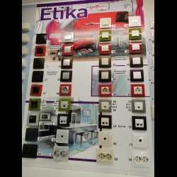 Розетки и выключатели серии Etika. Legrand