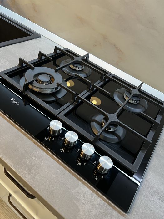 Plita pe gaz marca Whirpool