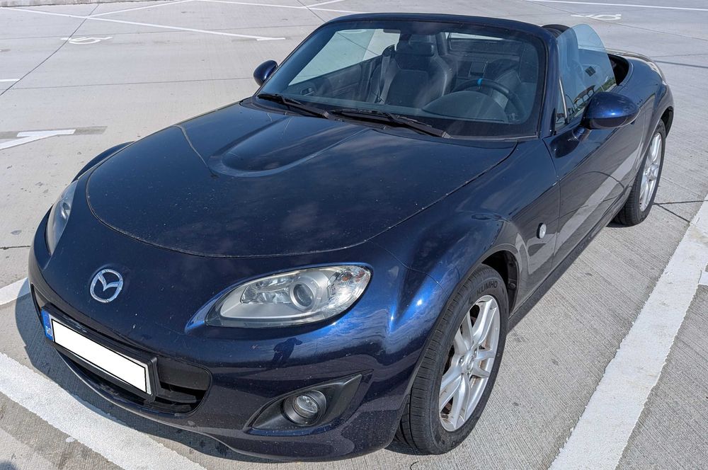 Vand Mazda MX5 NC2, an 2011, motor 1.8, in stare excelenta
