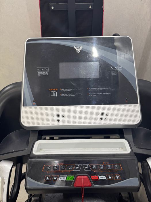 Срочно продаю беговую дорожку