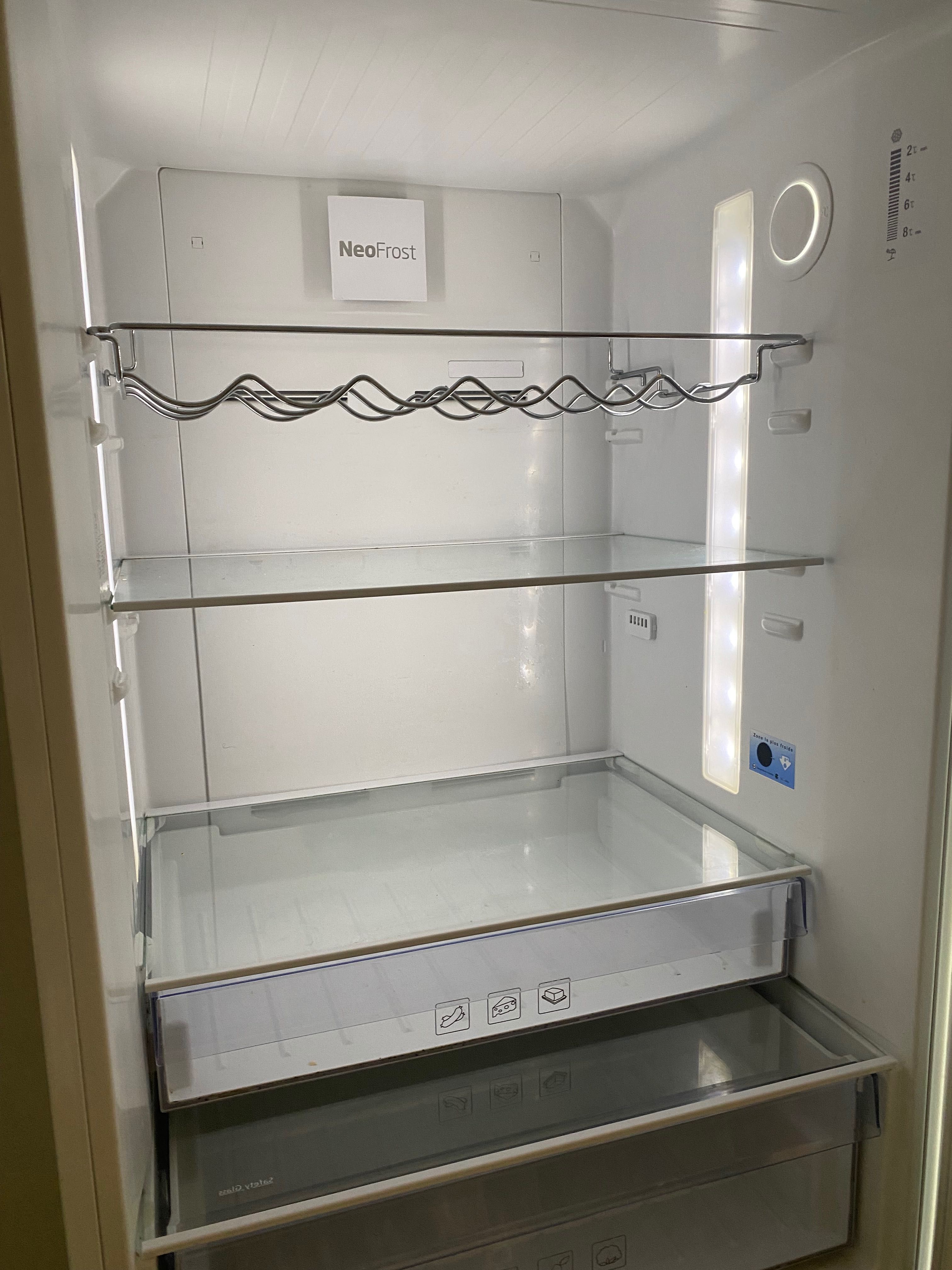 Продавам хладилник