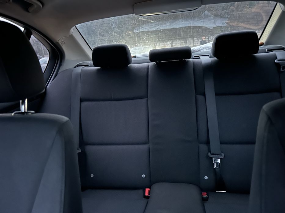 BMW 320d E90 XDrive • 184hp • 6-скорости • Икономично и надеждно