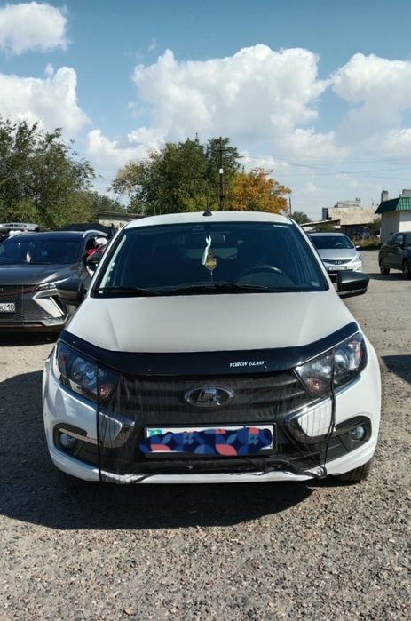 Продам машину или варианты обмена на автомат коробку