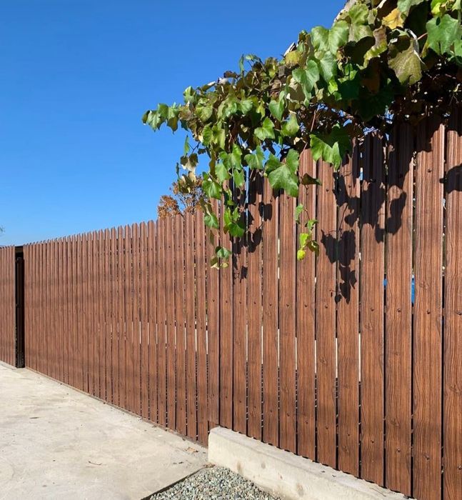 Garduri și porți la comanda clientului