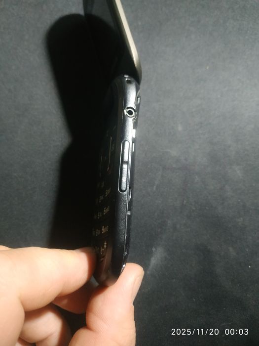Samsung Version на запчасти, корпус в хорошем состоянии