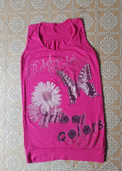 Блузки  и оригинални къси панталони