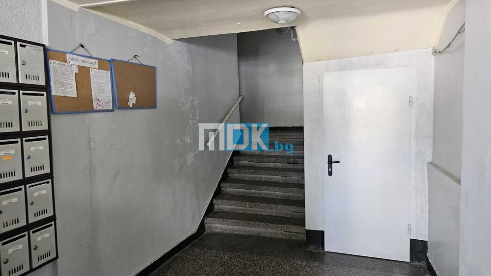 Продава се Двустаен апартамент в Пловдив, Тракия - 50 кв.м за 1500 €/кв.м - Снимка #11