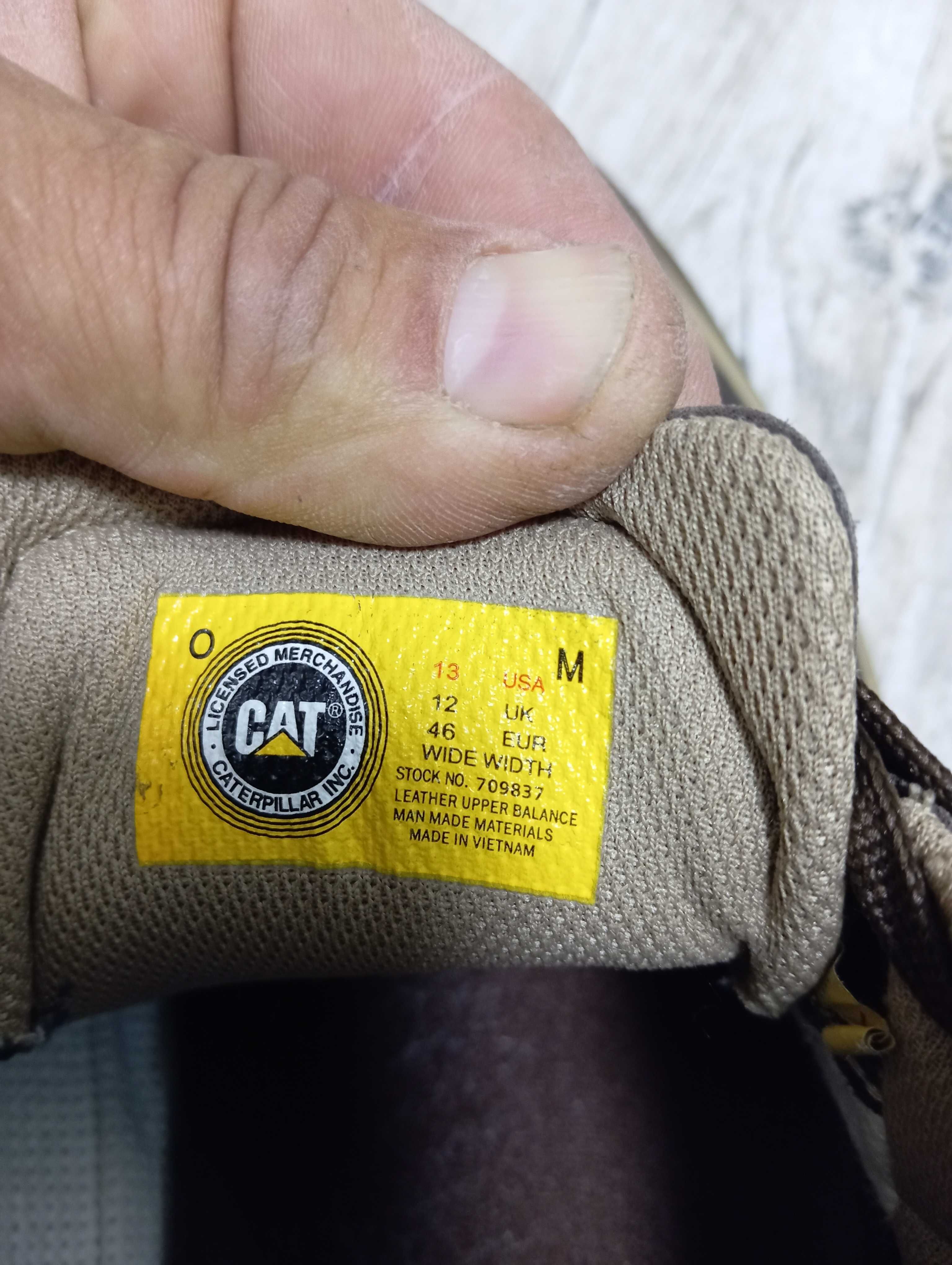 Продавам маратонки CAT