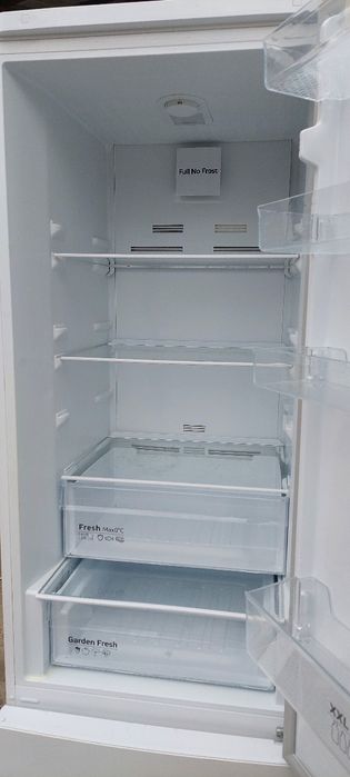 Combină frigorifică Arctic  tehnologia Total No Frost