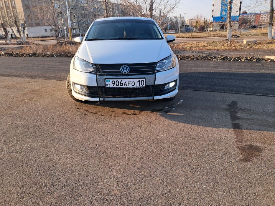 Polo в идеальном состоянии как новое.резина лето  в подарок.