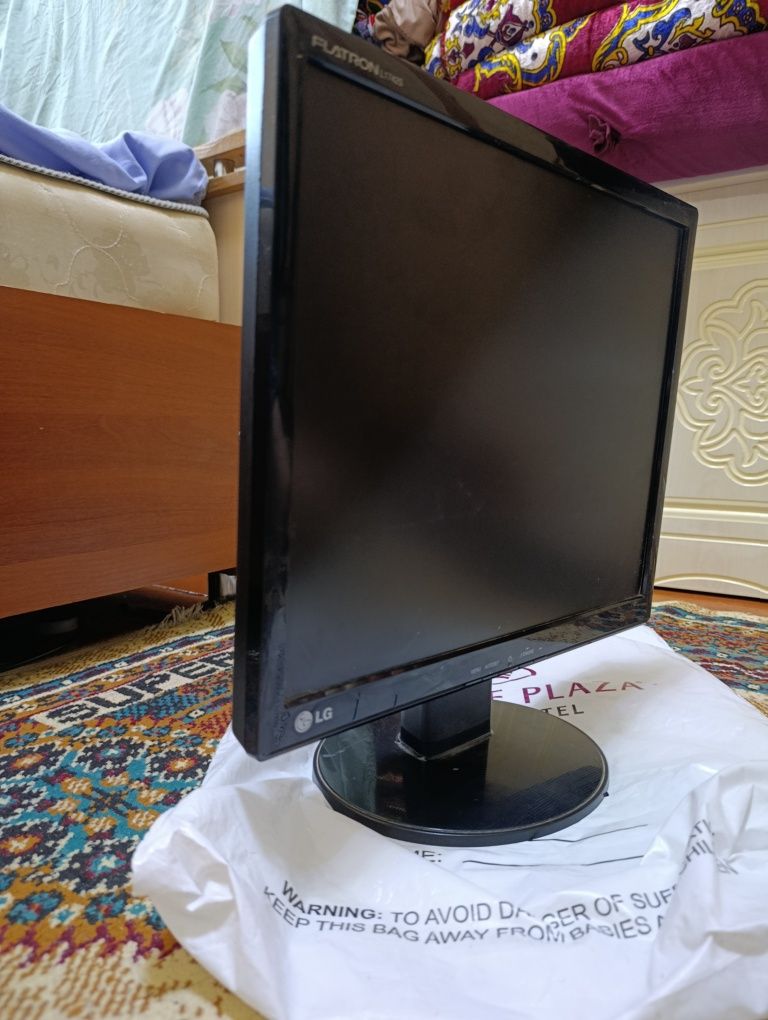 Lg monitor 19 liq