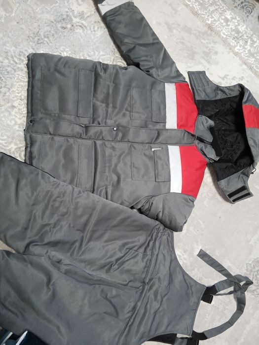 Продам спец одежду