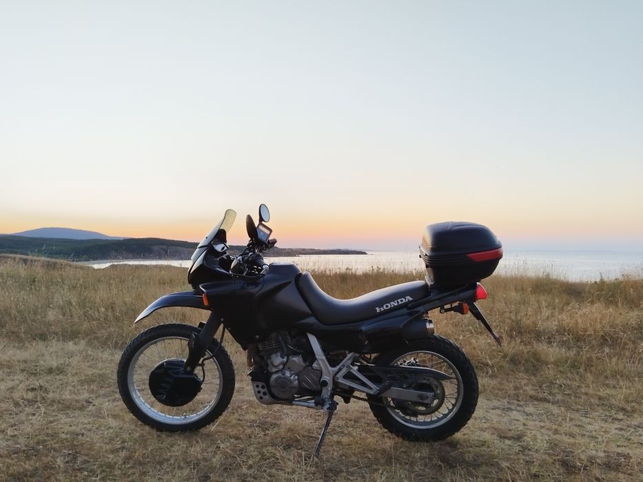 Продавам Honda NX 500