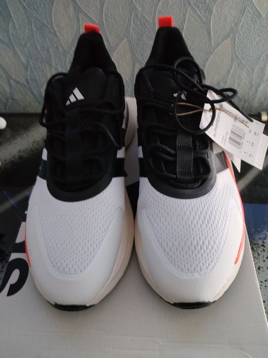 Adidas Alpha response 43 1/3