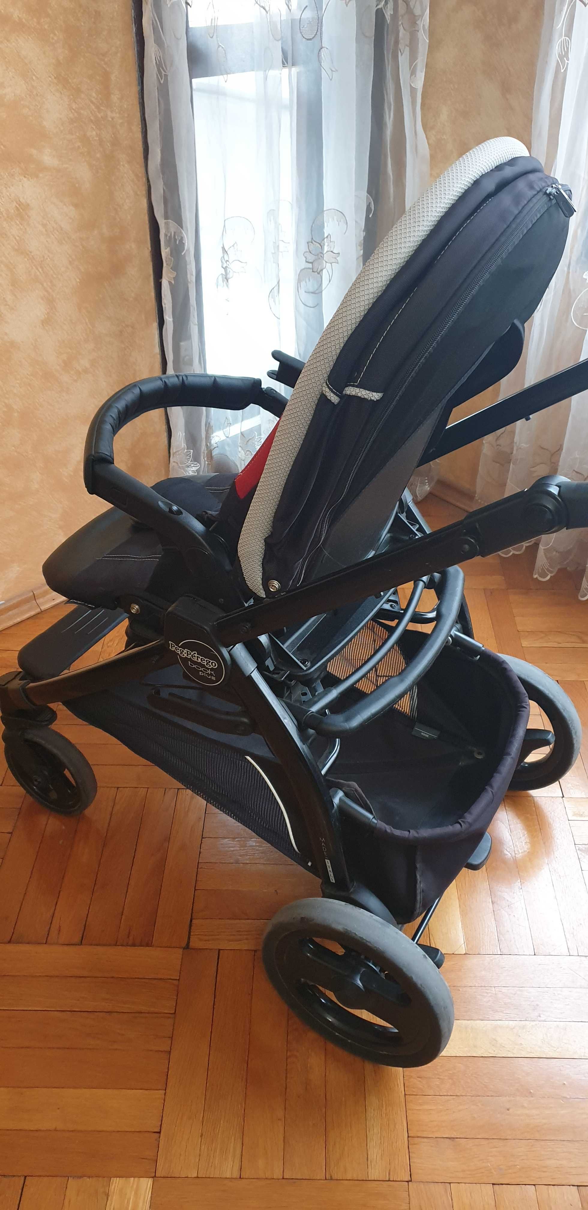 Детска количка 3 в 1 Peg Perego