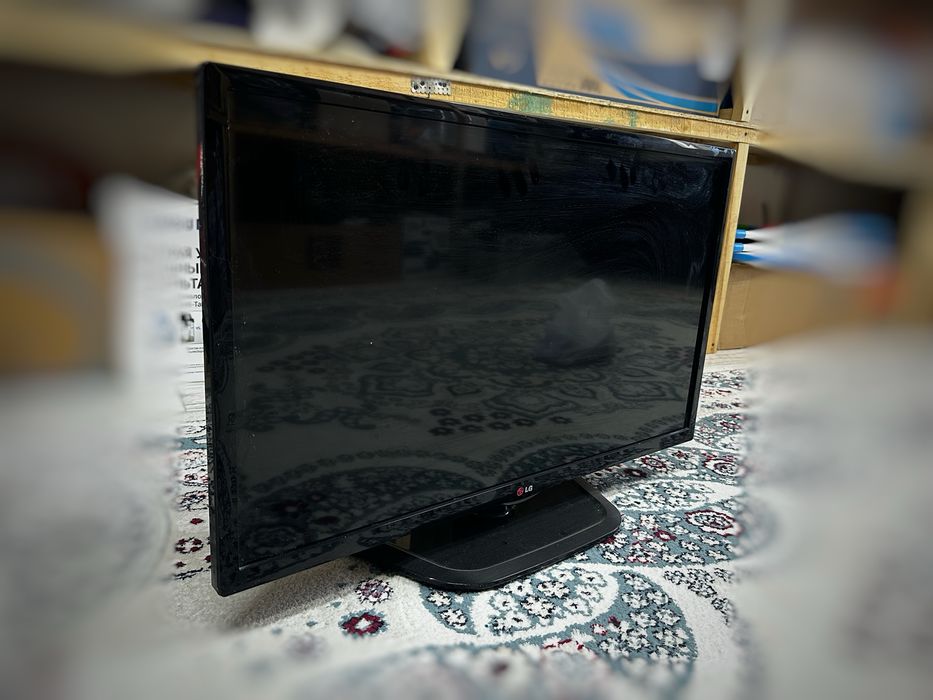 Телевизор - LG “32”