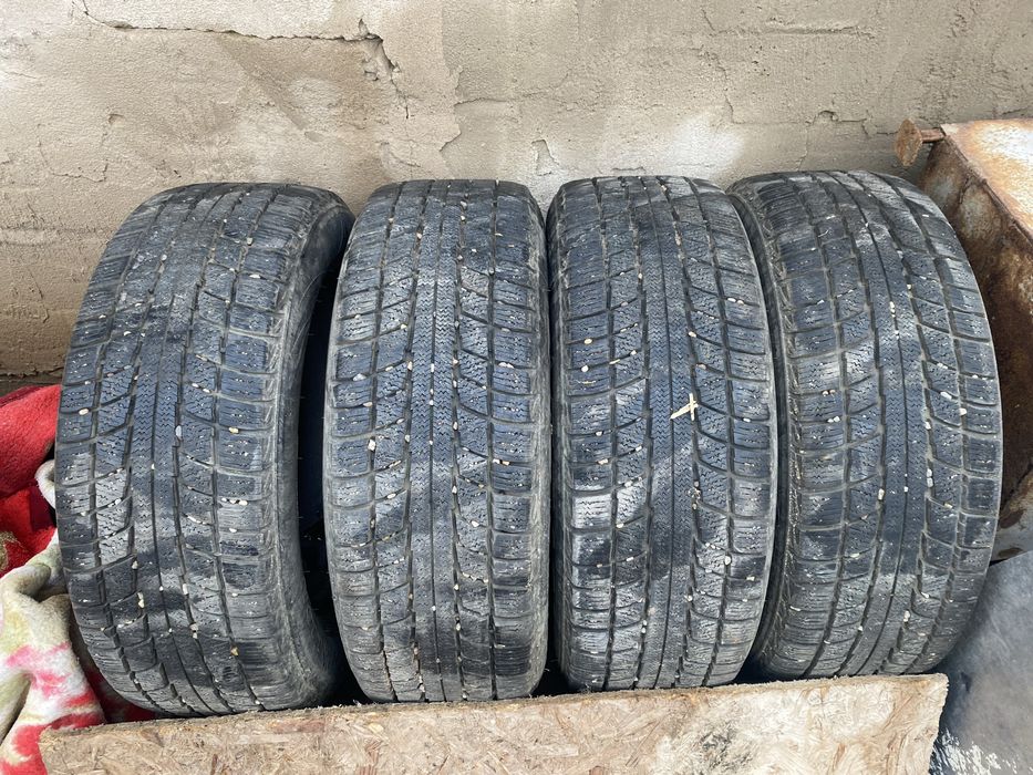 Продам комплект липучек 215/65 р16