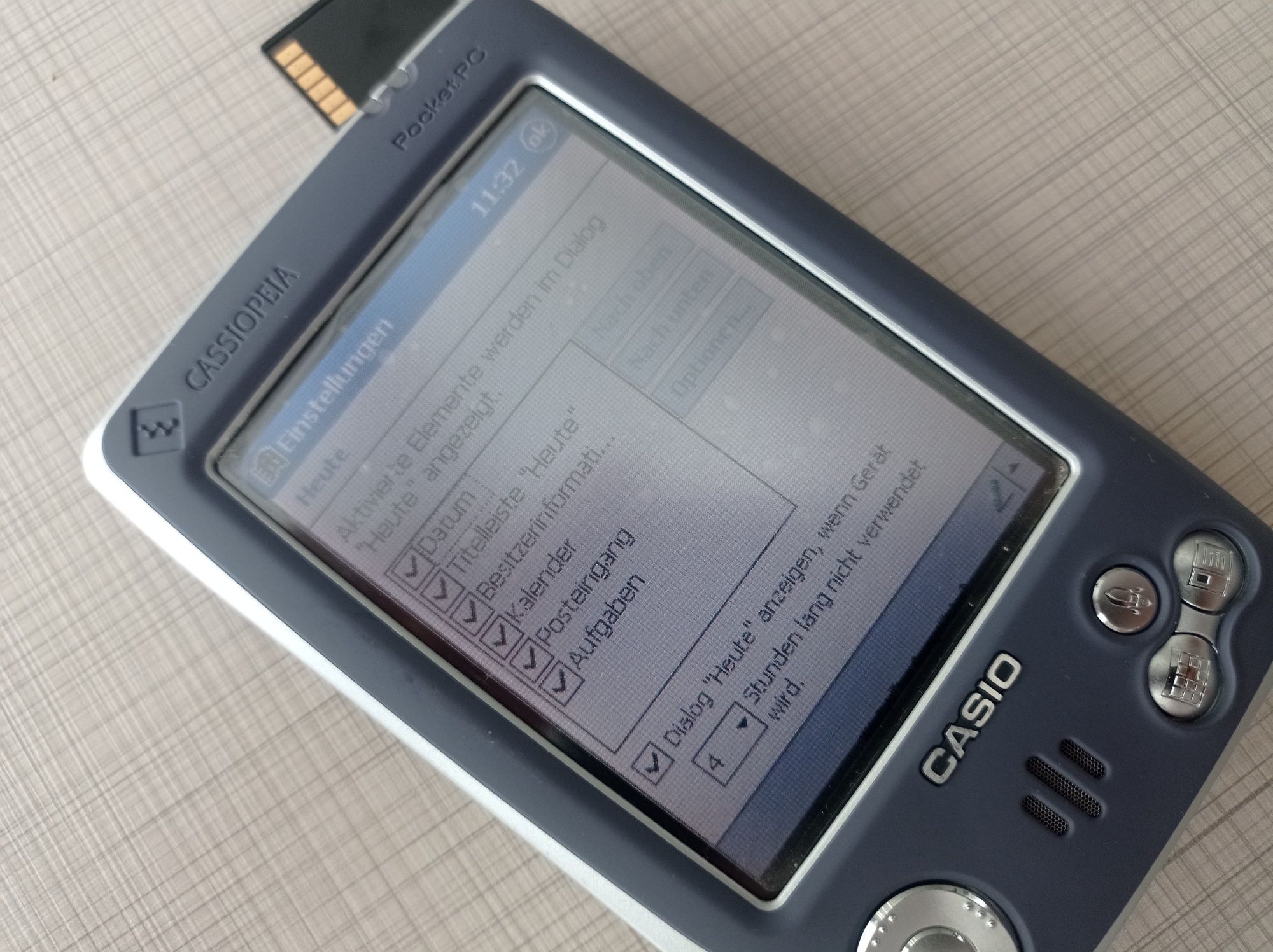 Дбжобен компюър Casio pocket pc EM-500