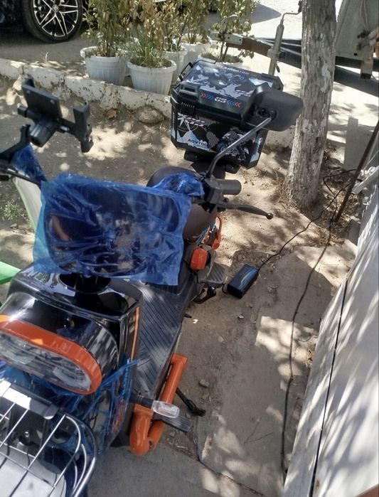 SKUTER Sotiladi Arzon