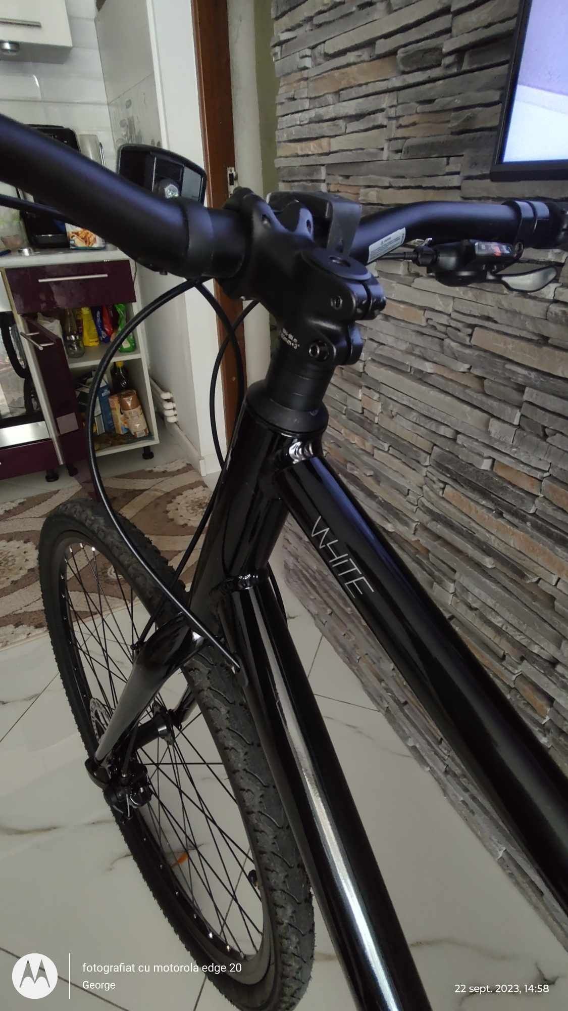 Bicicletă 28 cadru aluminiu