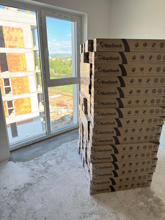 Parchet Chevron 70 m²+adeziv Mapeip990+amorsa PU1K-nou,sigilat