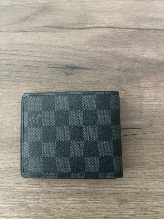 Портфейл louis vuitton