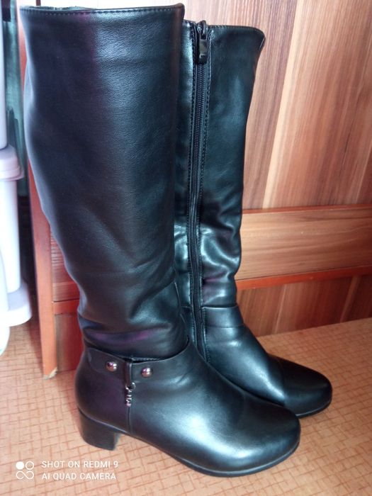 Продам сапоги демисезонные в хорошем состоянии